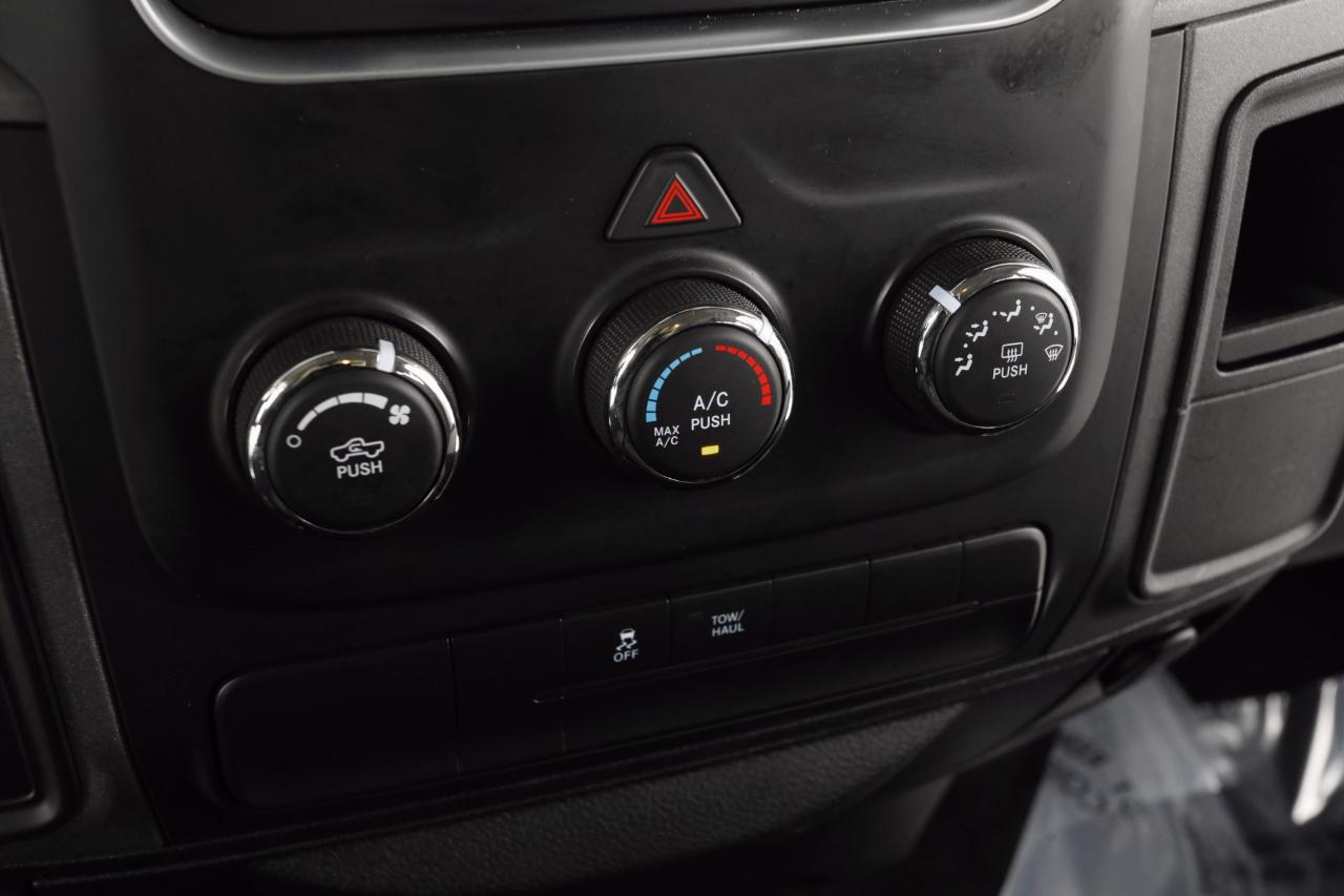 RAM 1500 SLT Crew Cab 4WD 2013