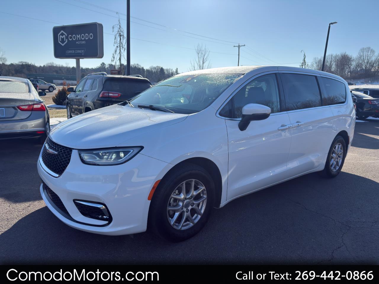 2023 Chrysler Pacifica Touring L