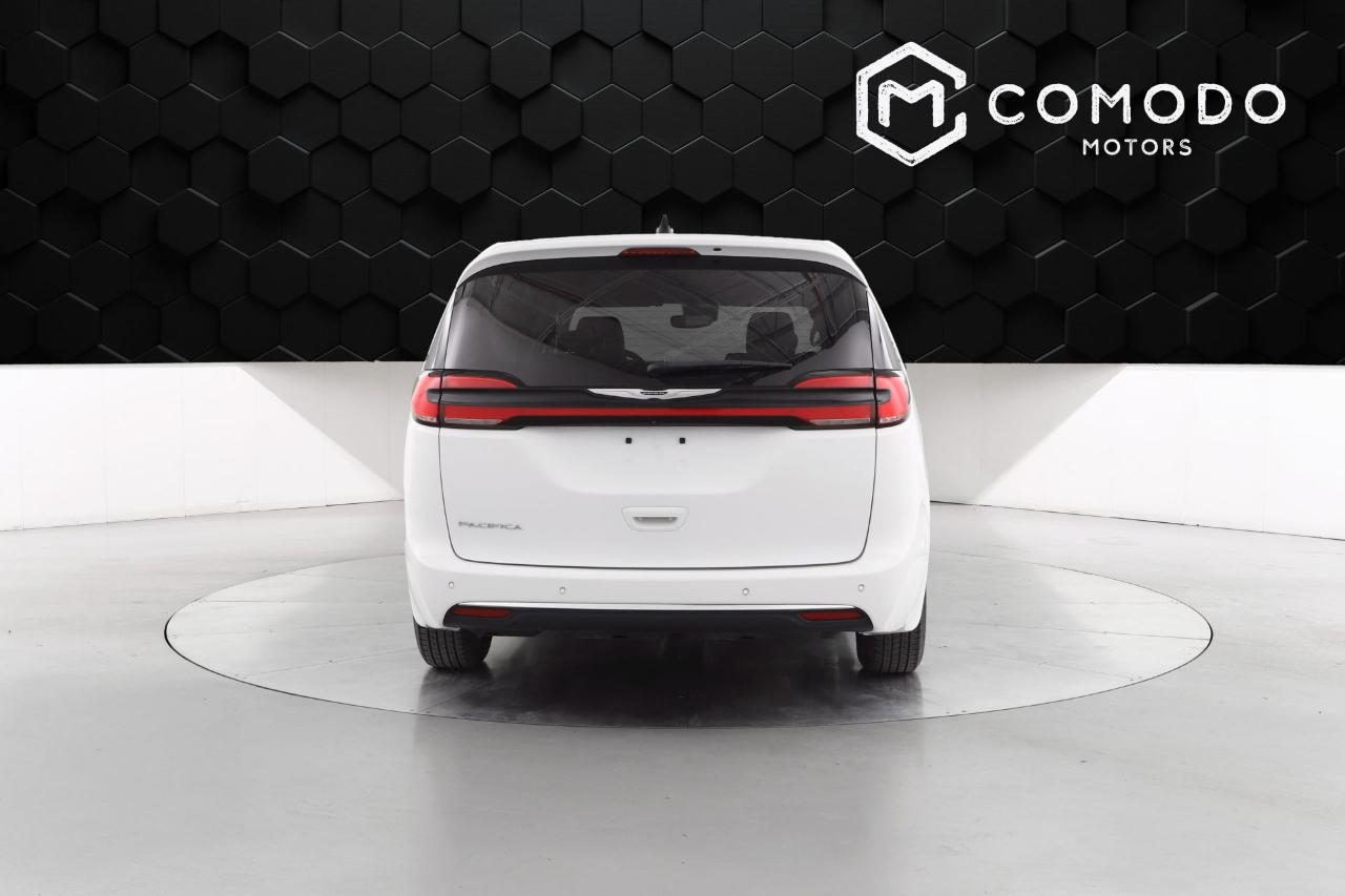 Chrysler Pacifica Touring L 2023