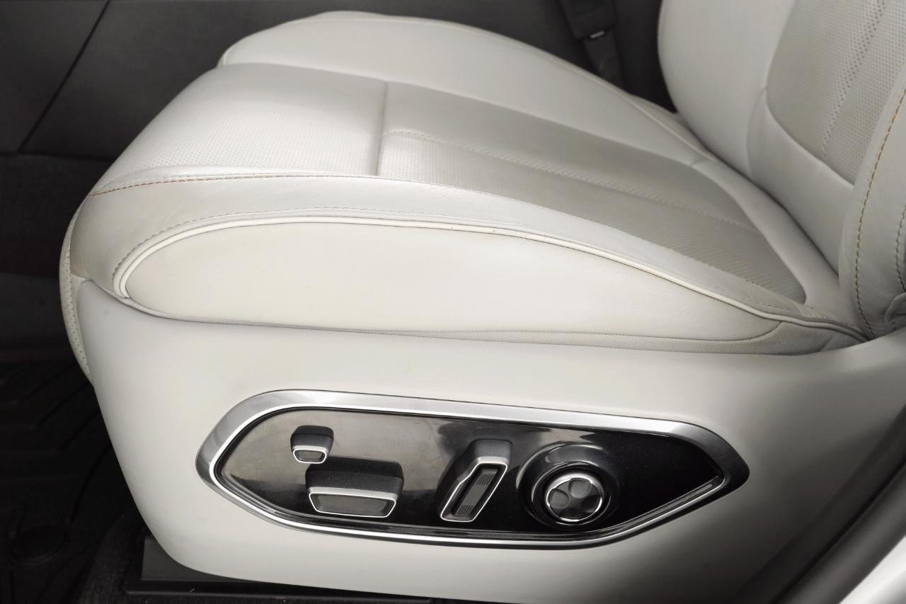 Jeep Grand Cherokee L Overland 4WD 2022