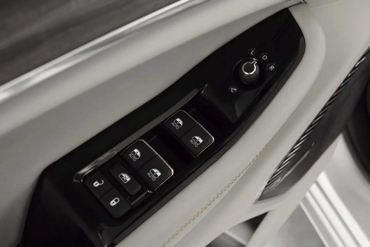 Jeep Grand Cherokee L Overland 4WD 2022