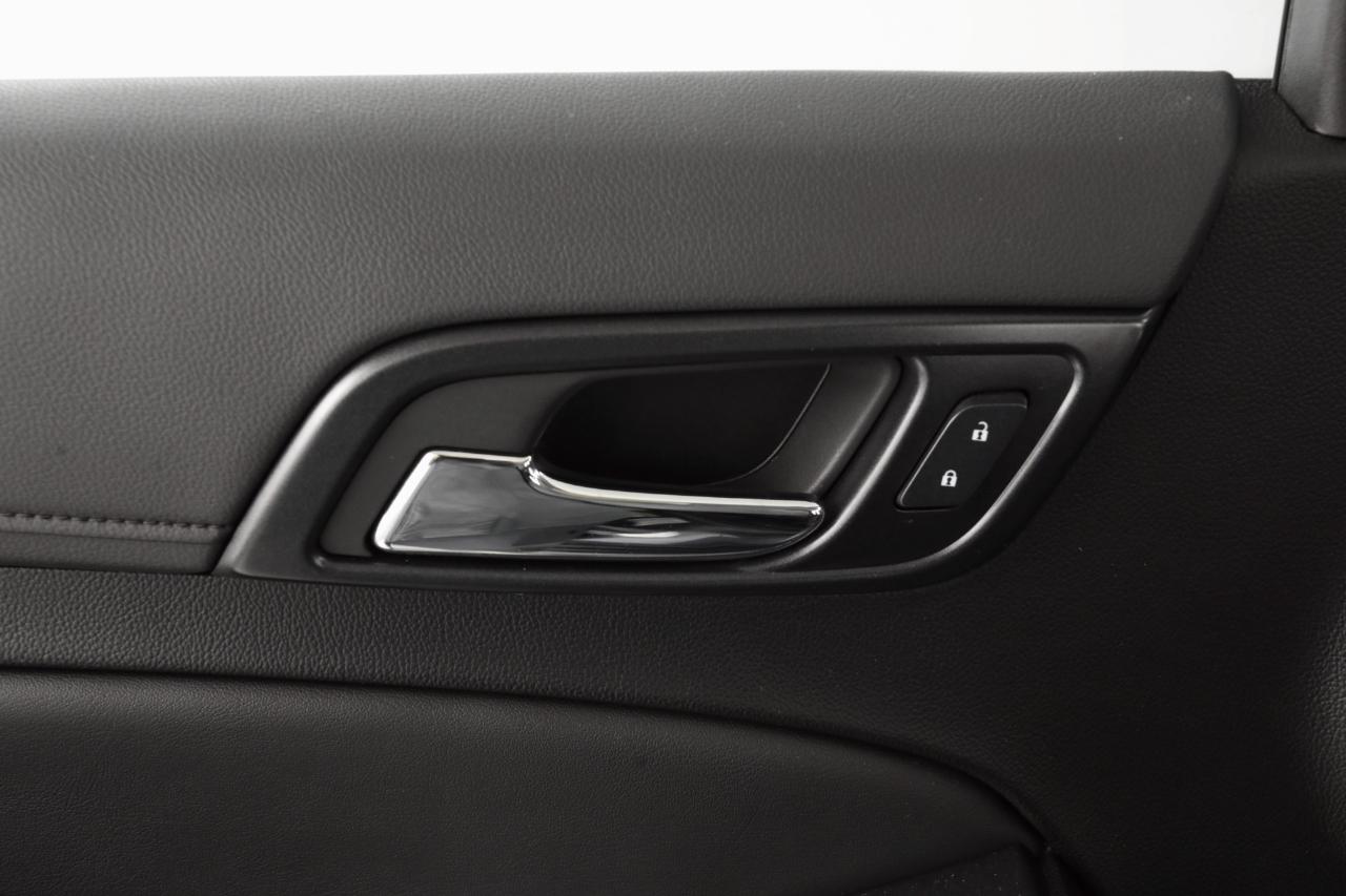 Chevrolet Suburban LS 4WD 2020