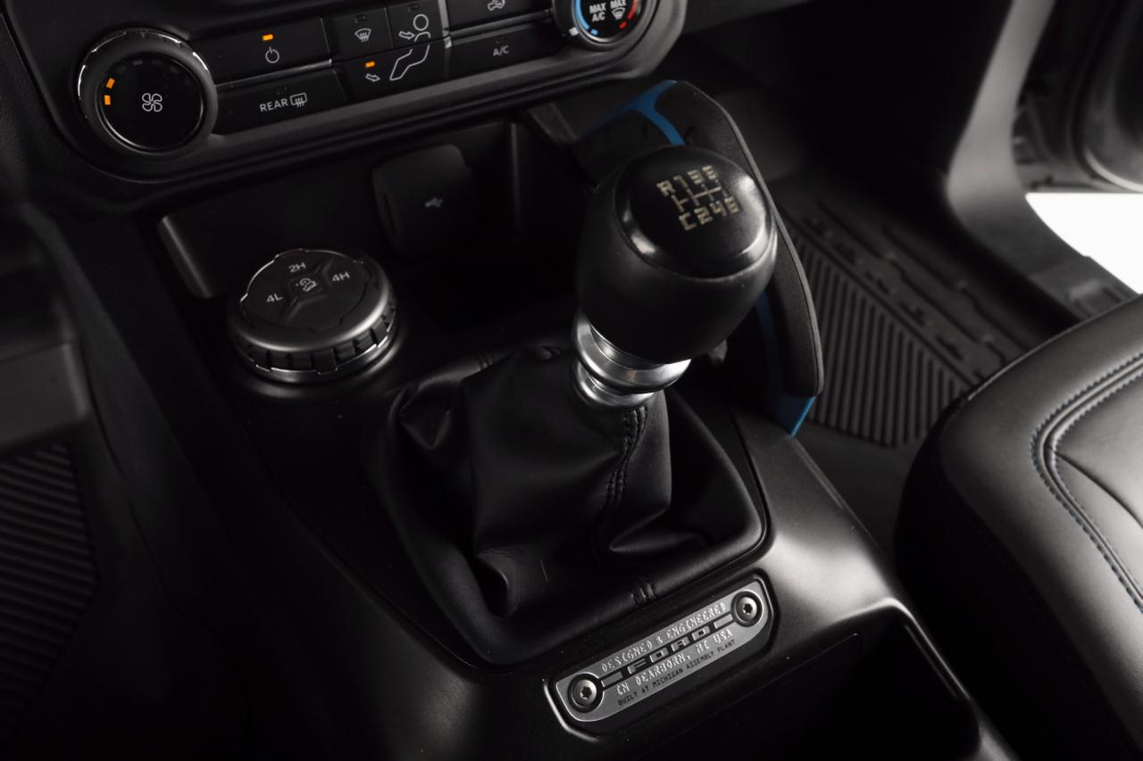 Ford Bronco Black Diamond 2-Door 2023