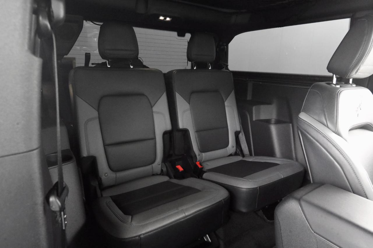 Ford Bronco Black Diamond 2-Door 2023