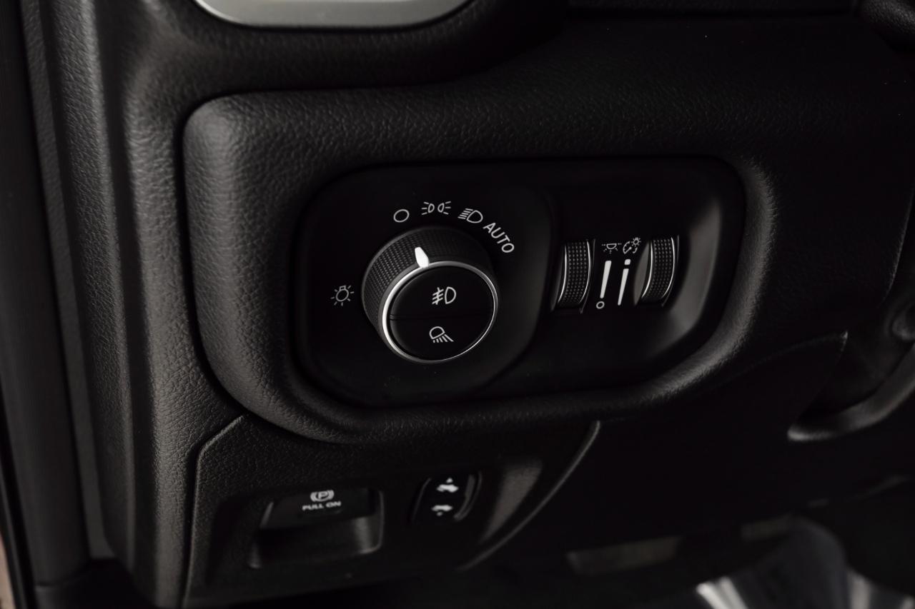 RAM 1500 Big Horn Quad Cab 4WD 2019