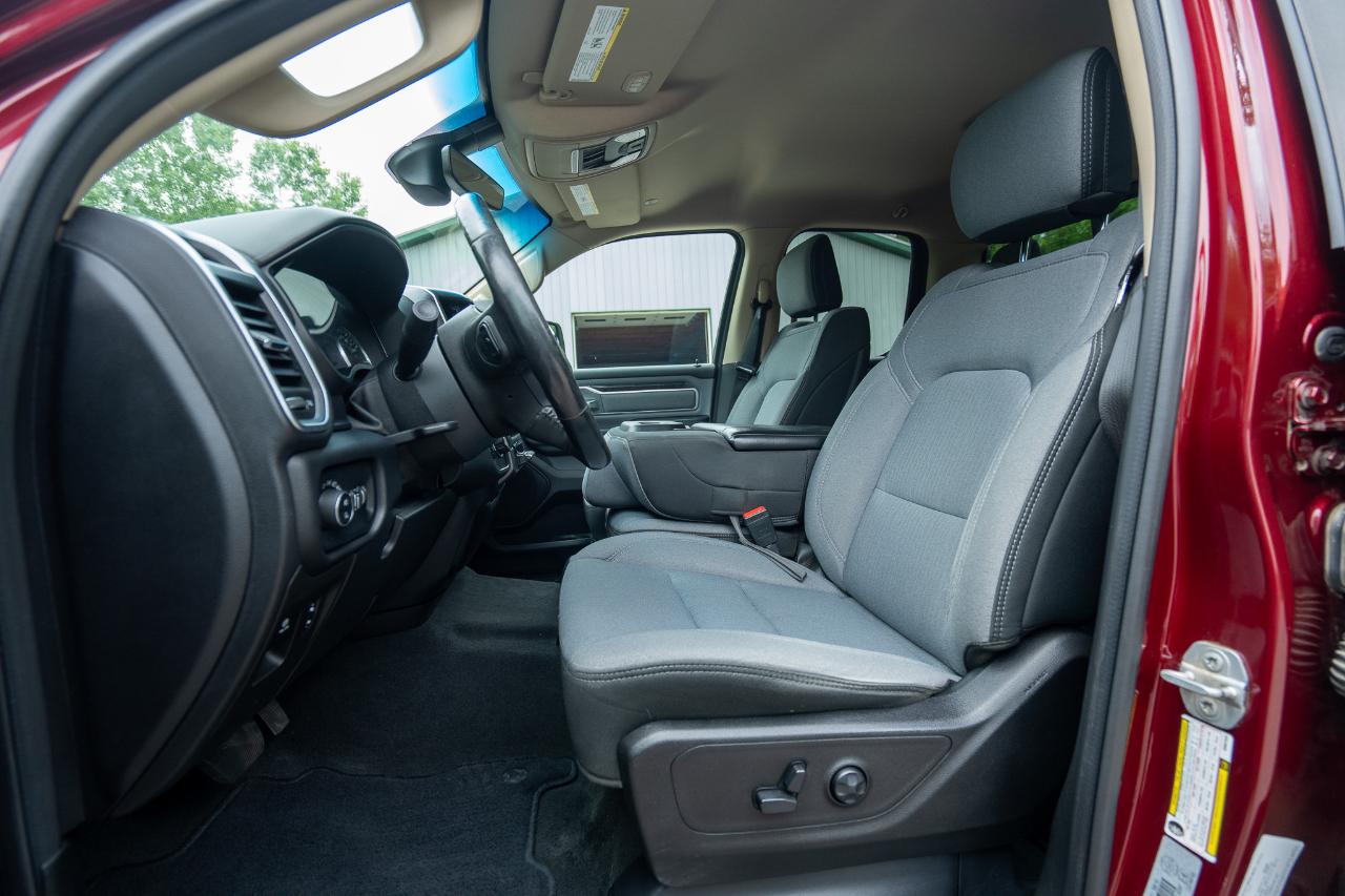 RAM 1500 Big Horn Quad Cab 4WD 2019
