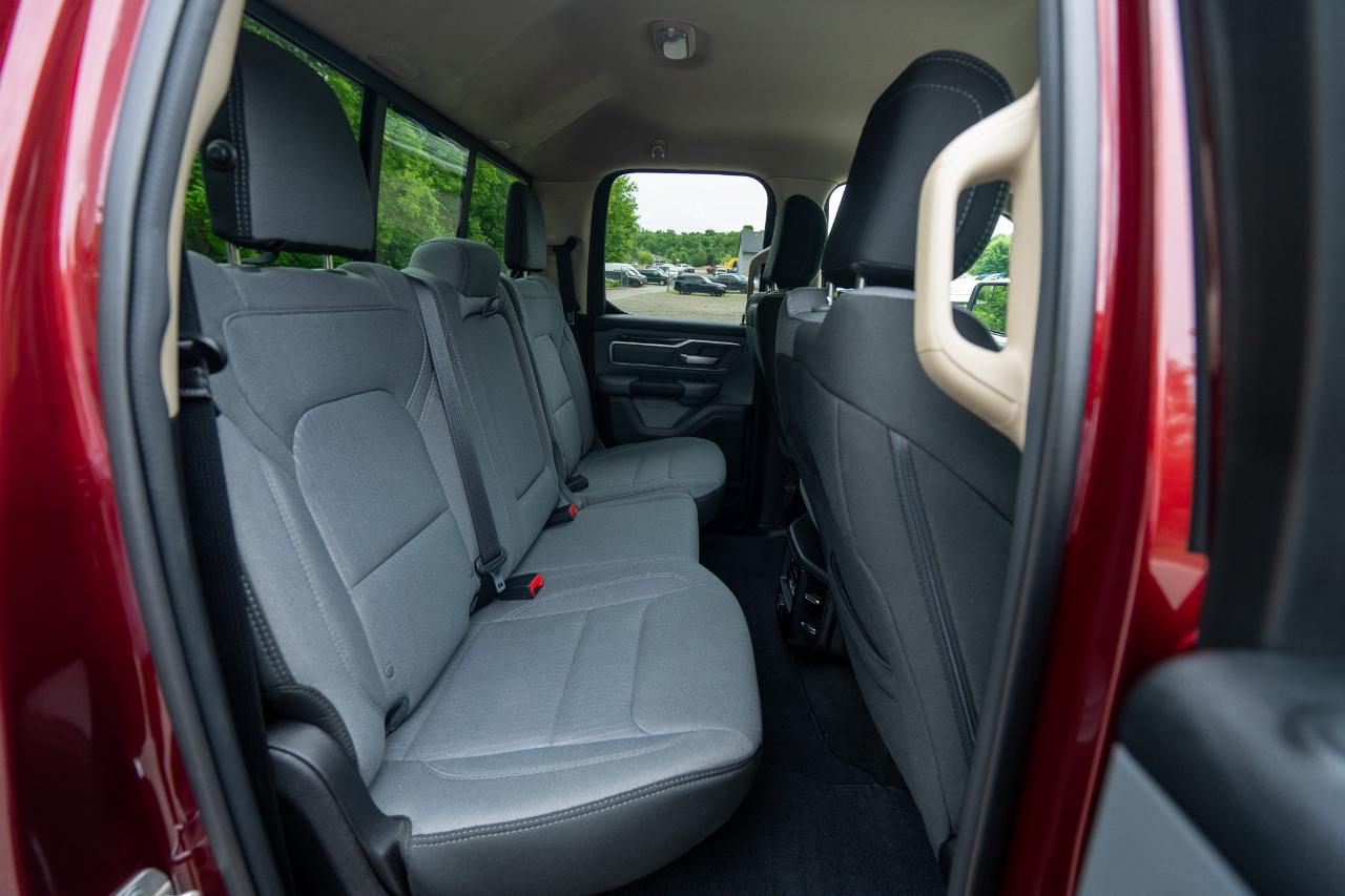 RAM 1500 Big Horn Quad Cab 4WD 2019