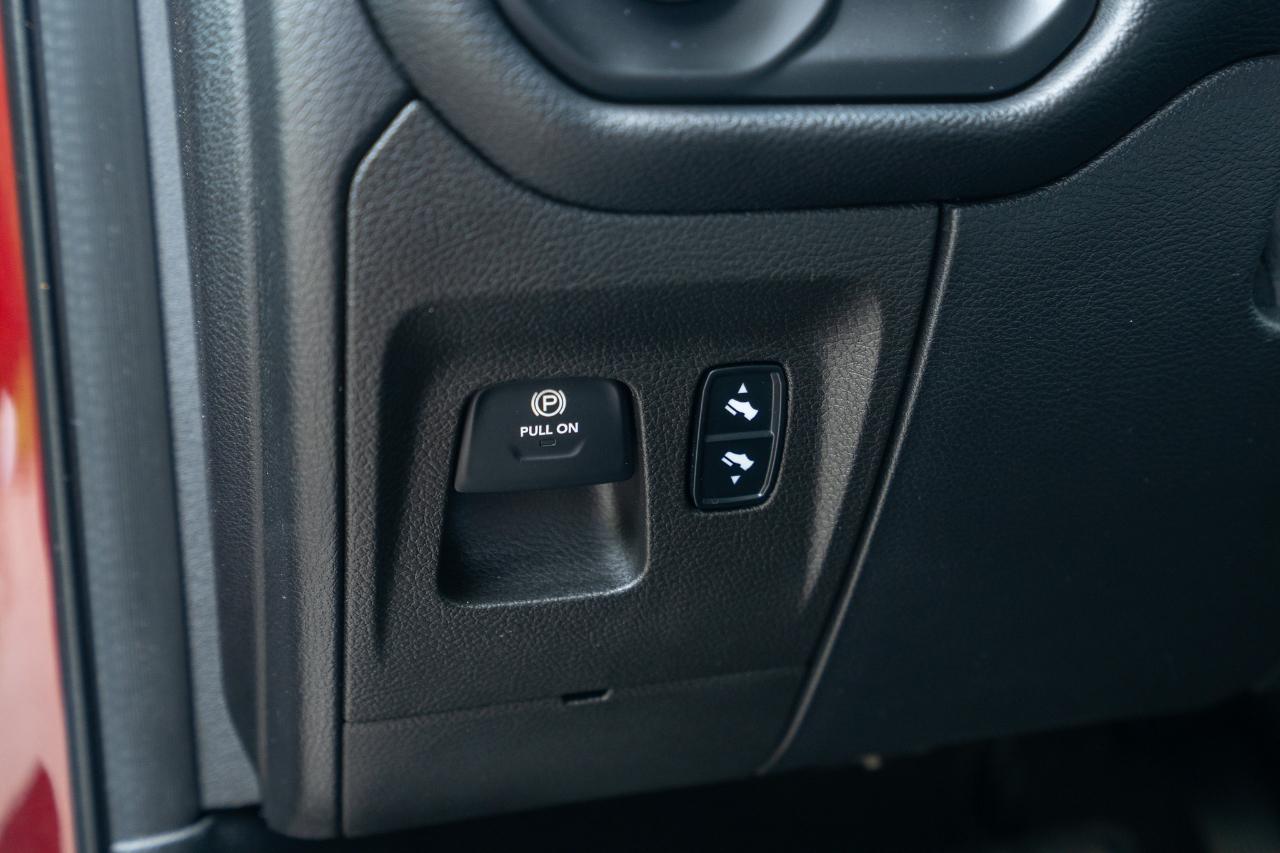 RAM 1500 Big Horn Quad Cab 4WD 2019