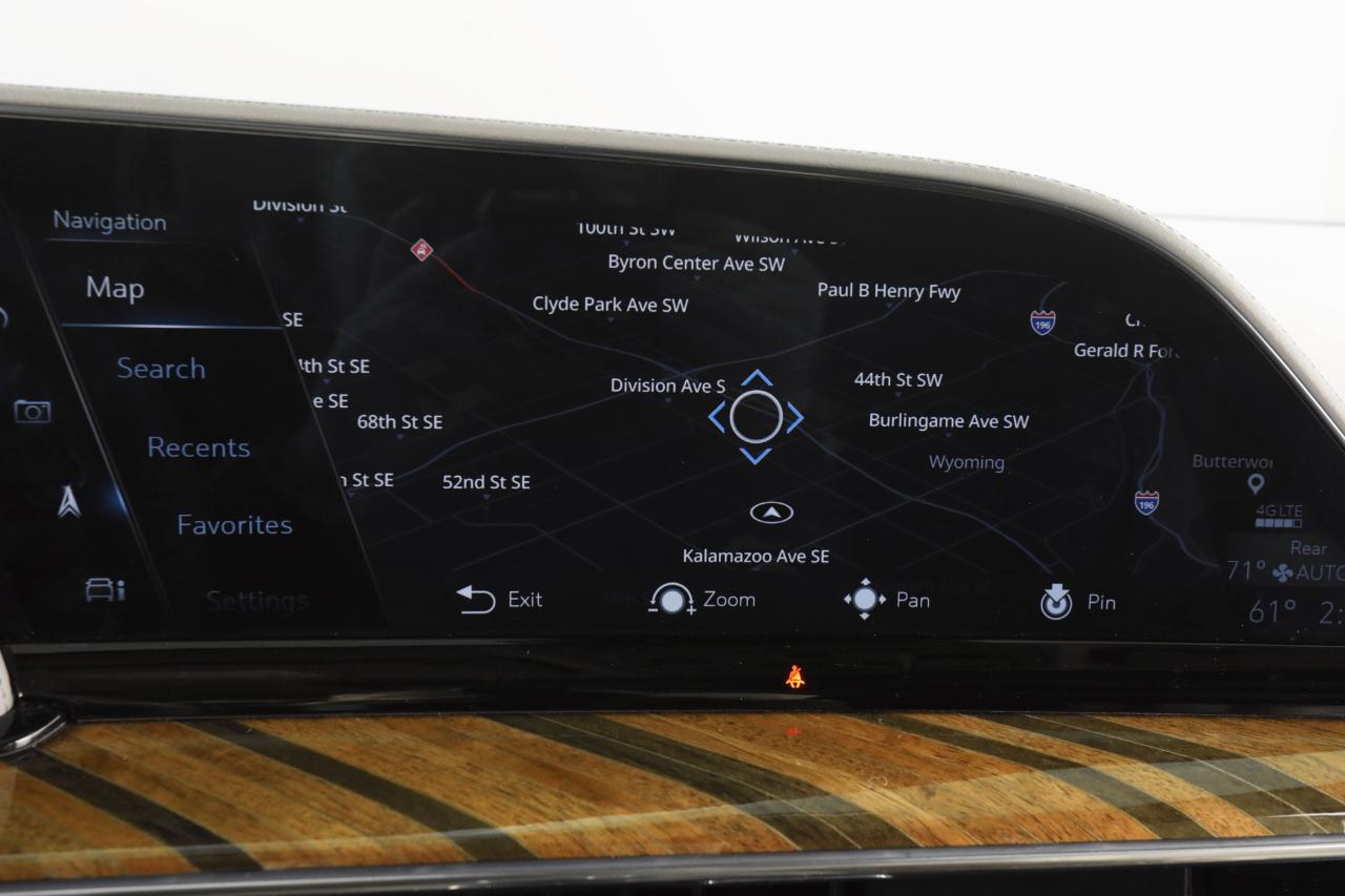 Cadillac Escalade ESV Sport Platinum 4WD 2023