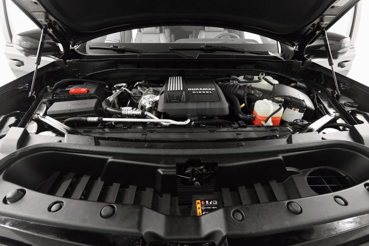 Cadillac Escalade ESV Sport Platinum 4WD 2023