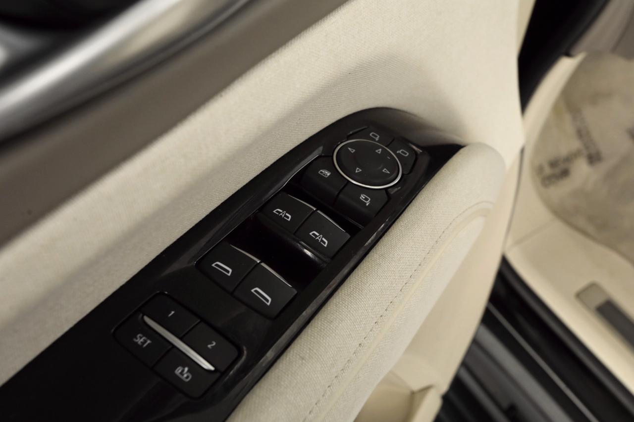 Cadillac Escalade ESV Sport Platinum 4WD 2023