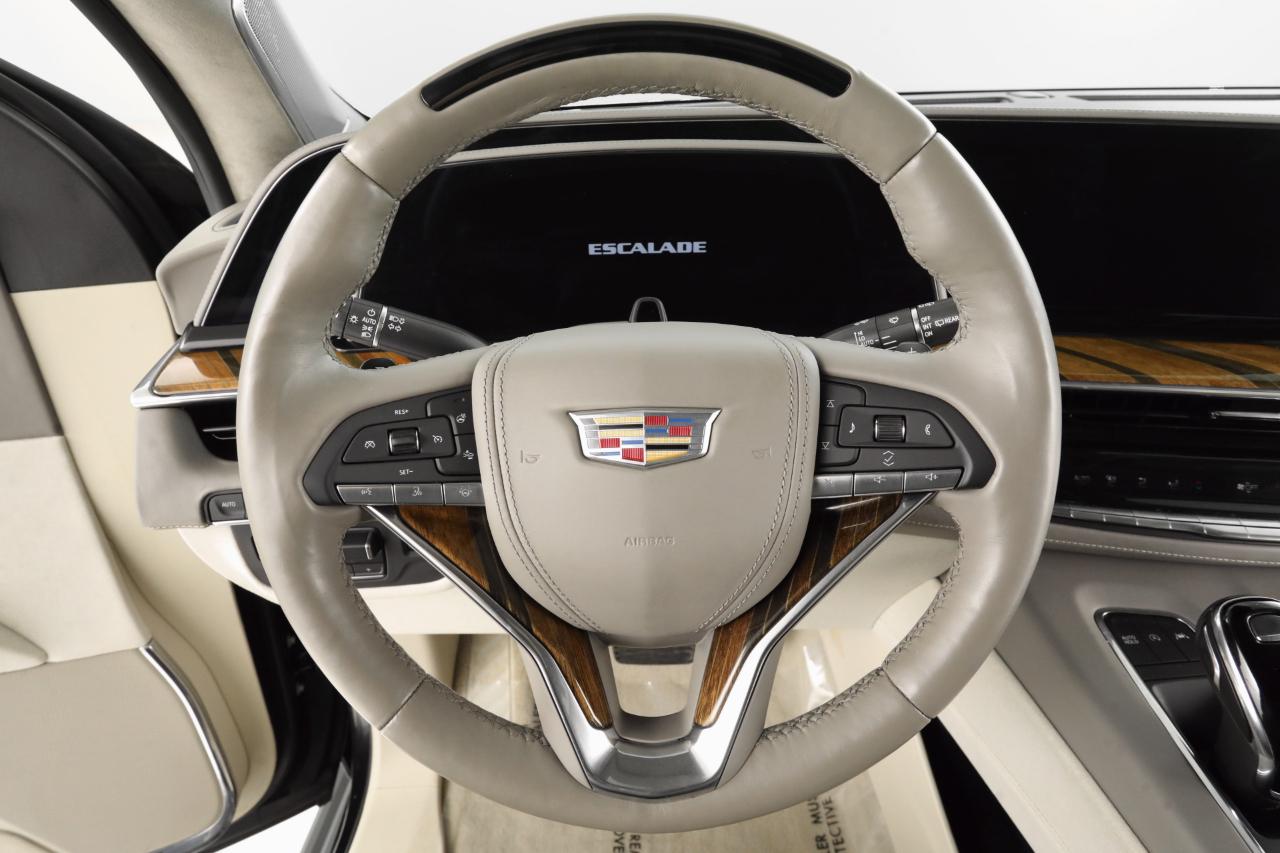 Cadillac Escalade ESV Sport Platinum 4WD 2023