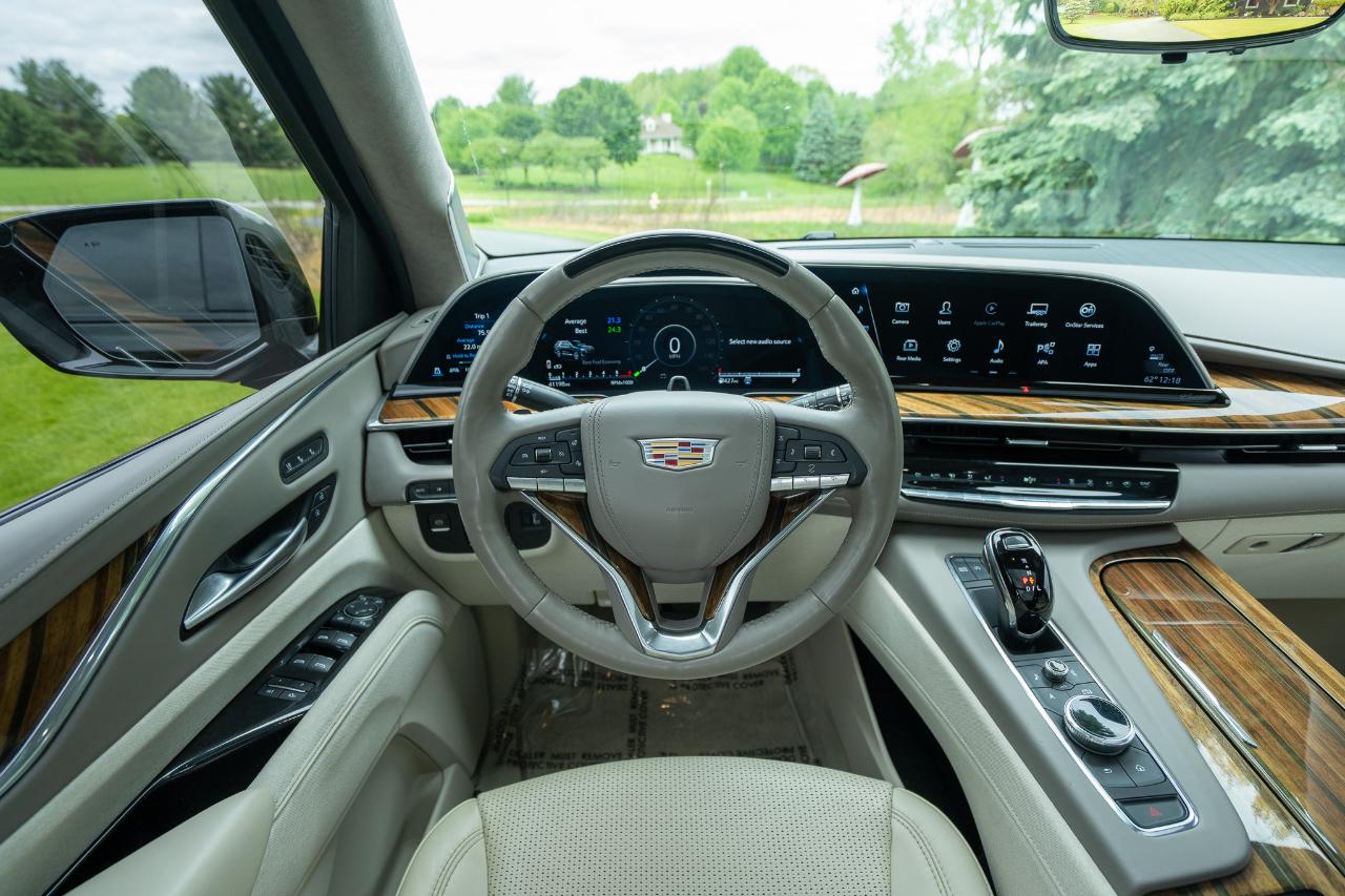 Cadillac Escalade ESV Sport Platinum 4WD 2023