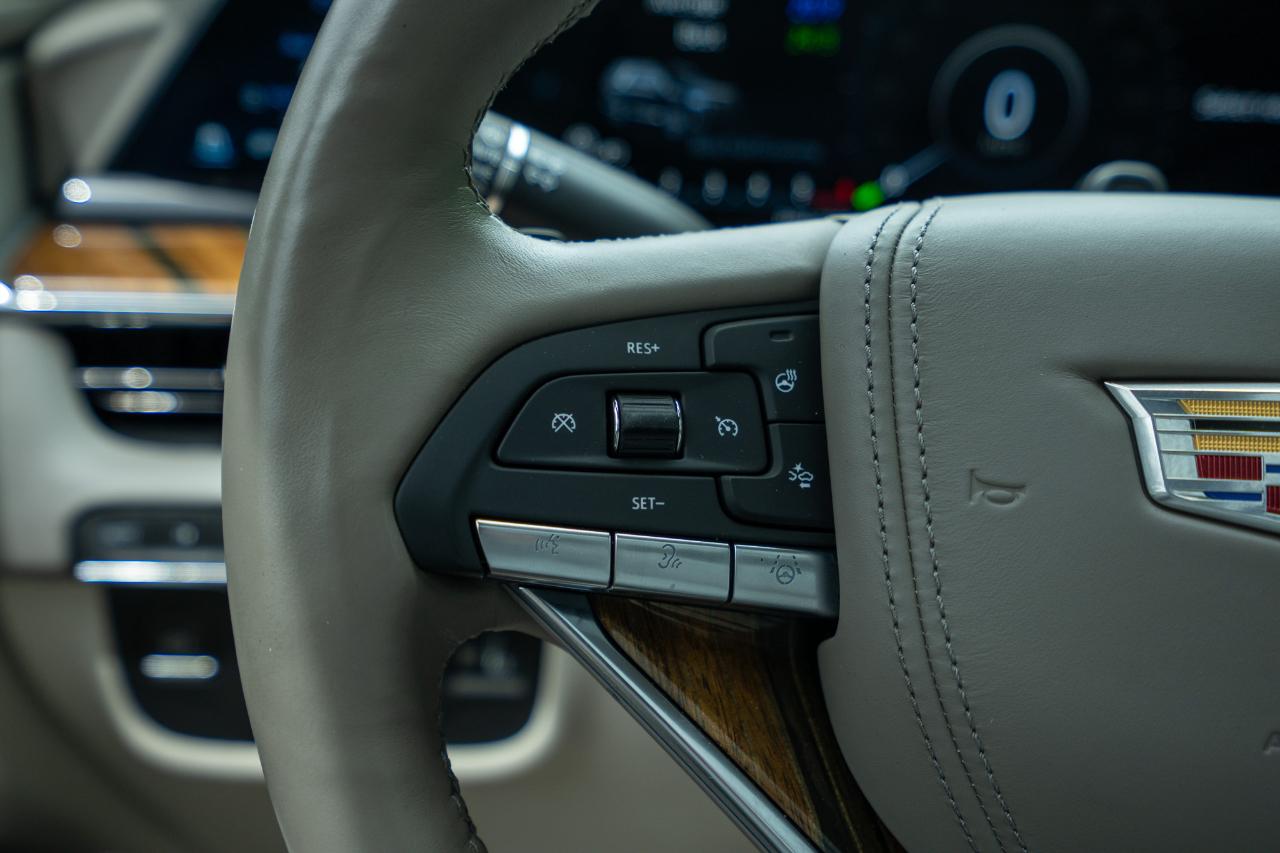 Cadillac Escalade ESV Sport Platinum 4WD 2023