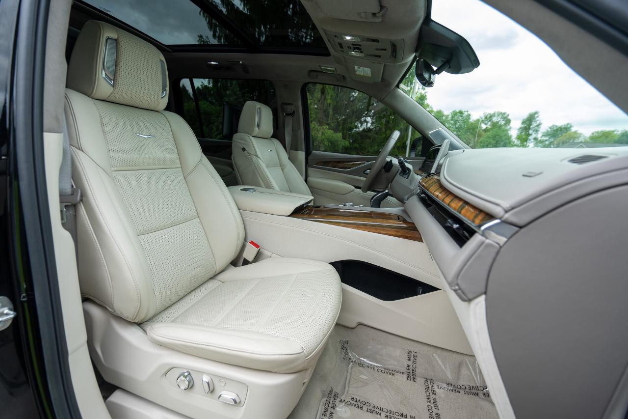 Cadillac Escalade ESV Sport Platinum 4WD 2023