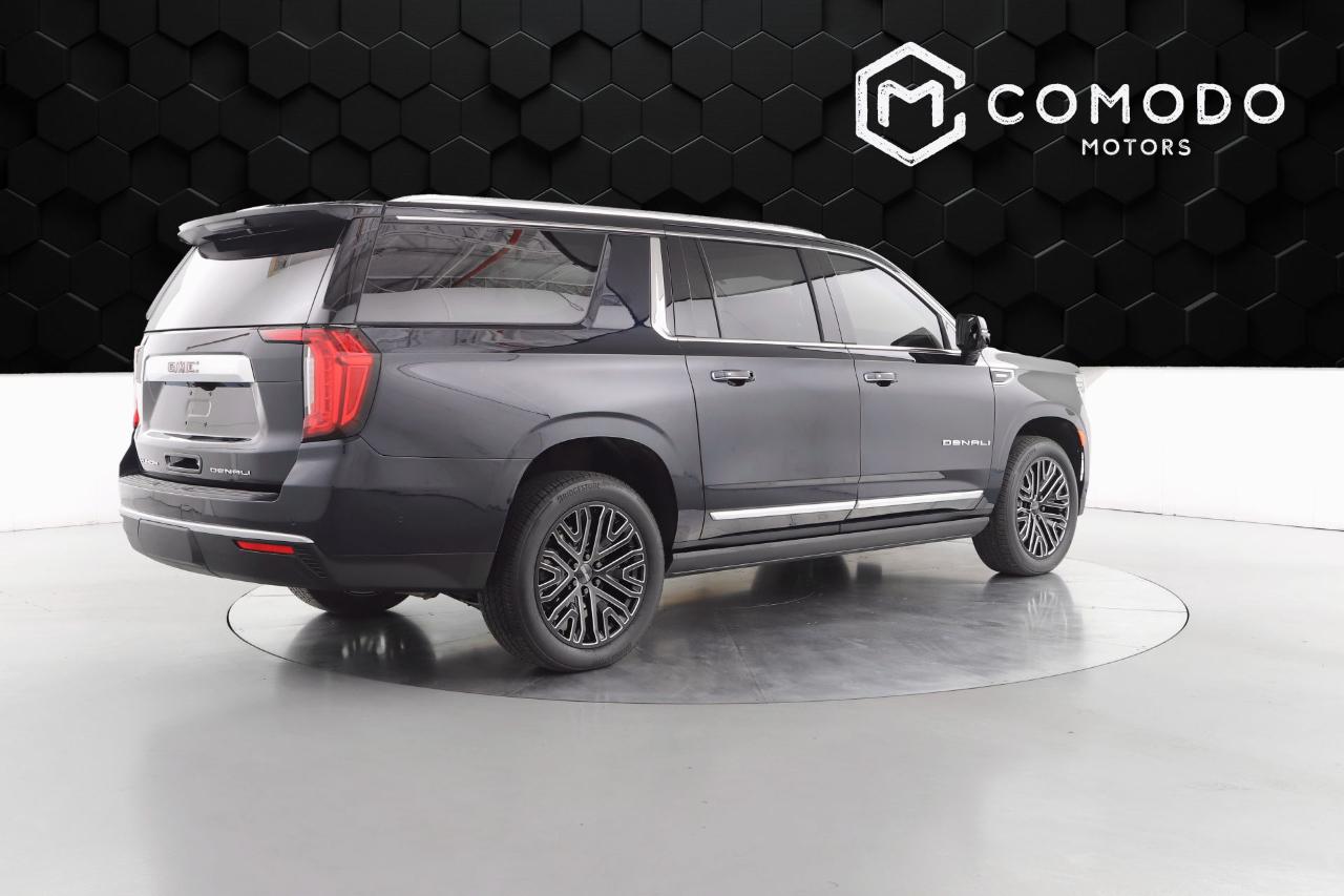 GMC Yukon XL Denali 4WD 2023