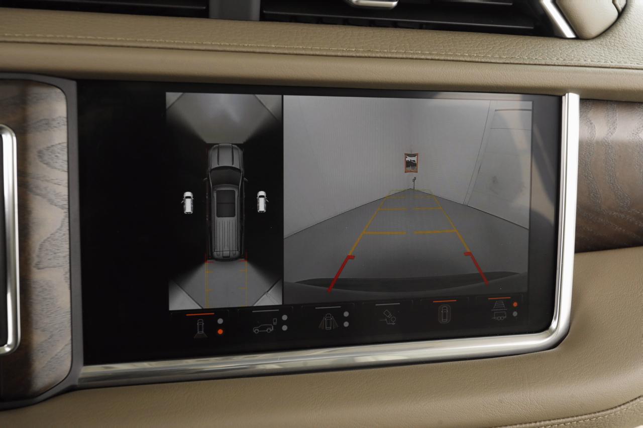 GMC Yukon XL Denali 4WD 2023