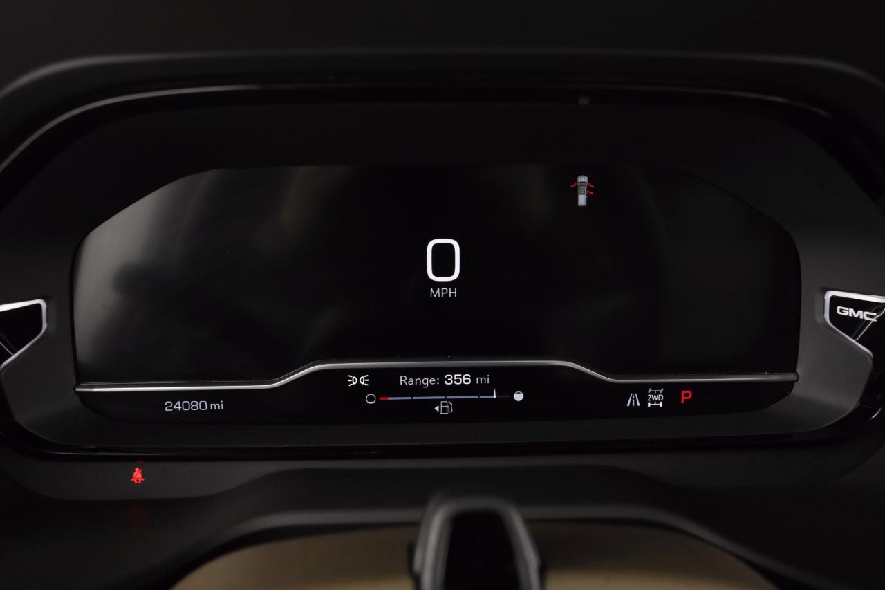 GMC Yukon XL Denali 4WD 2023