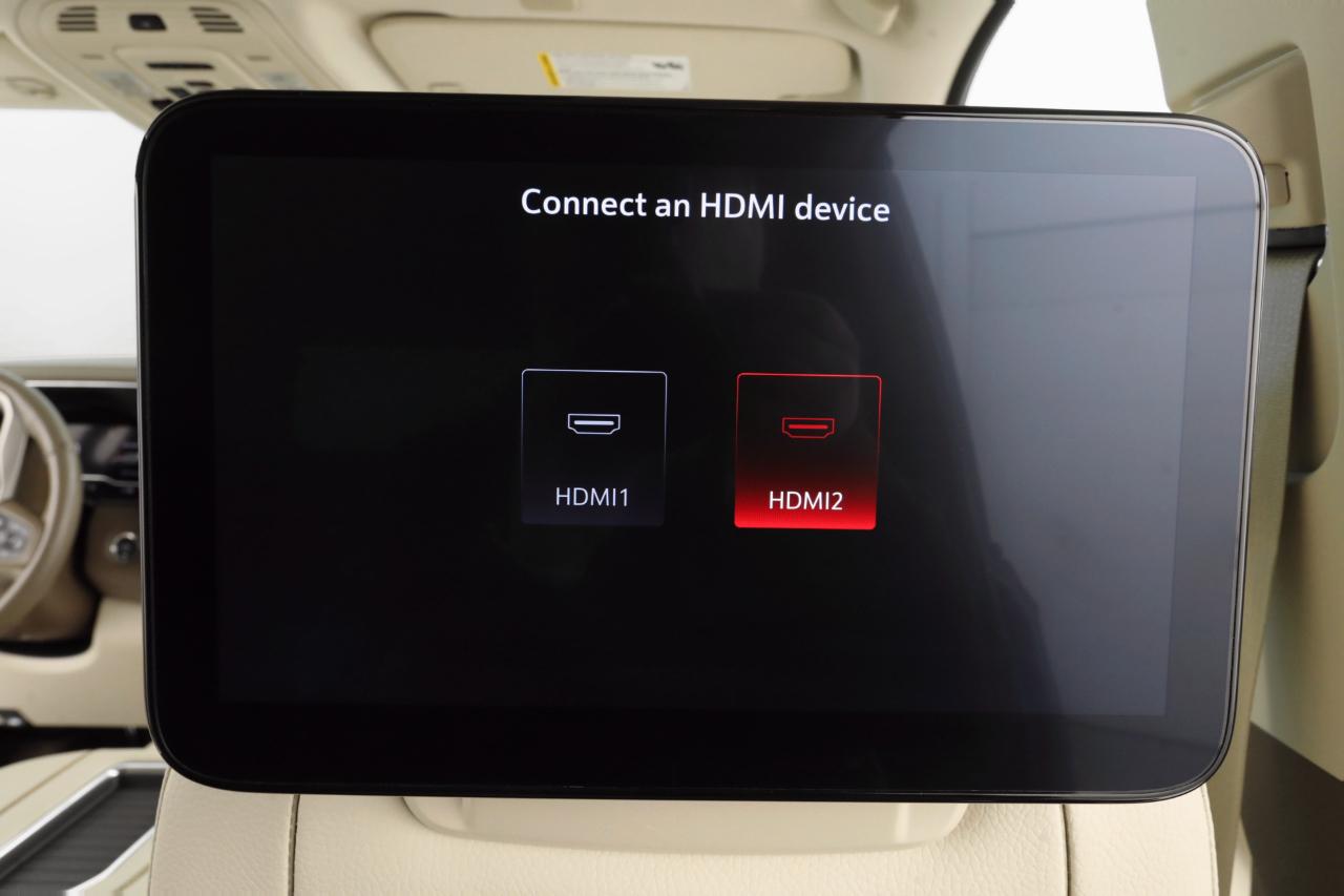 GMC Yukon XL Denali 4WD 2023