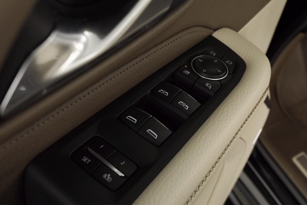 GMC Yukon XL Denali 4WD 2023