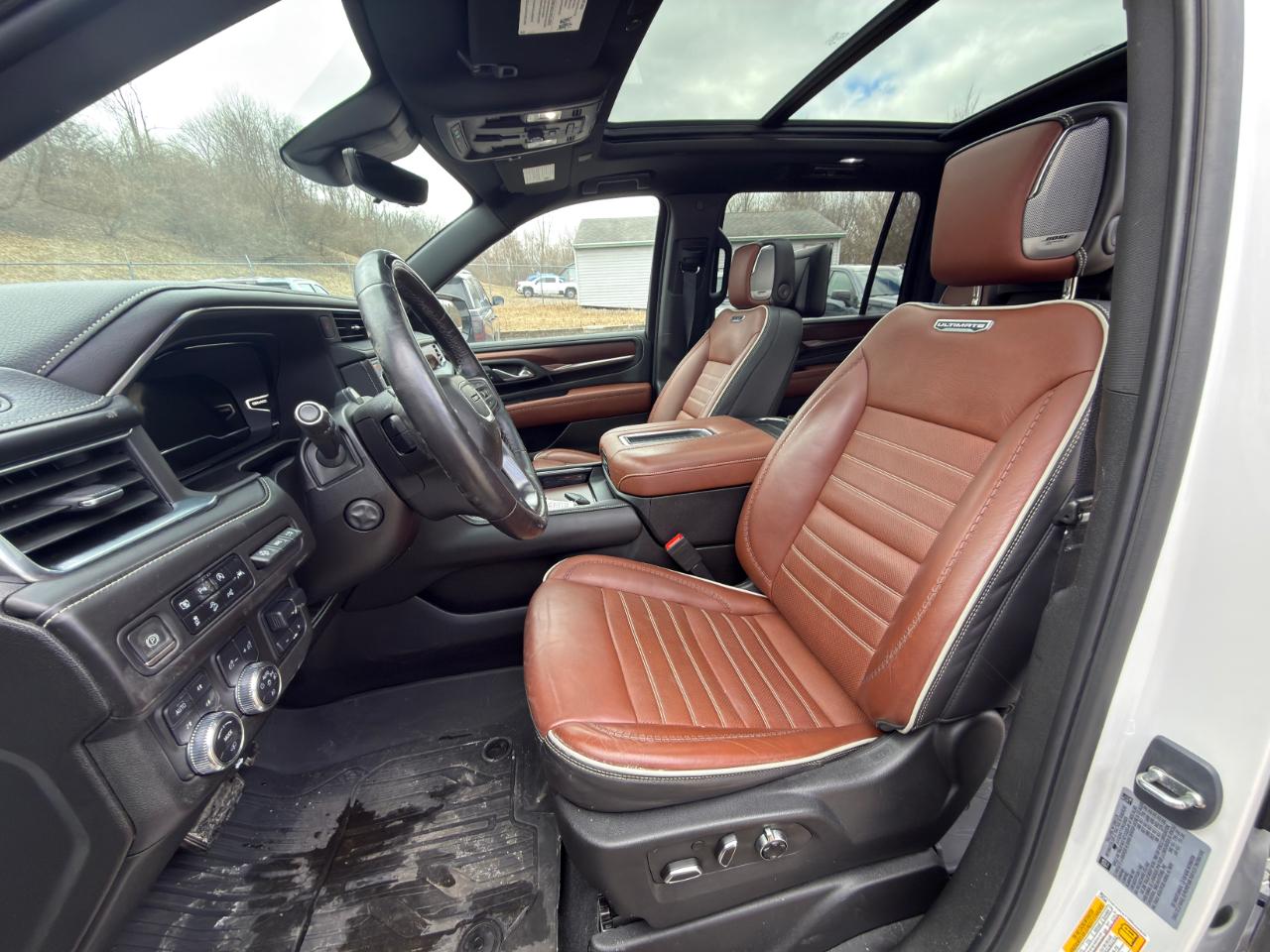 GMC Yukon XL Denali Ultimate 4WD 2023