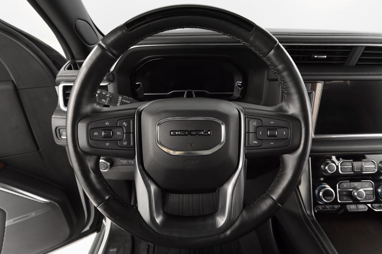 GMC Yukon XL Denali Ultimate 4WD 2023