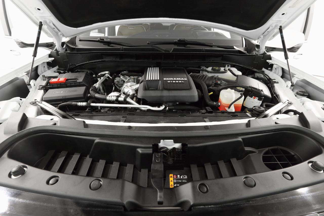 GMC Yukon XL Denali Ultimate 4WD 2023