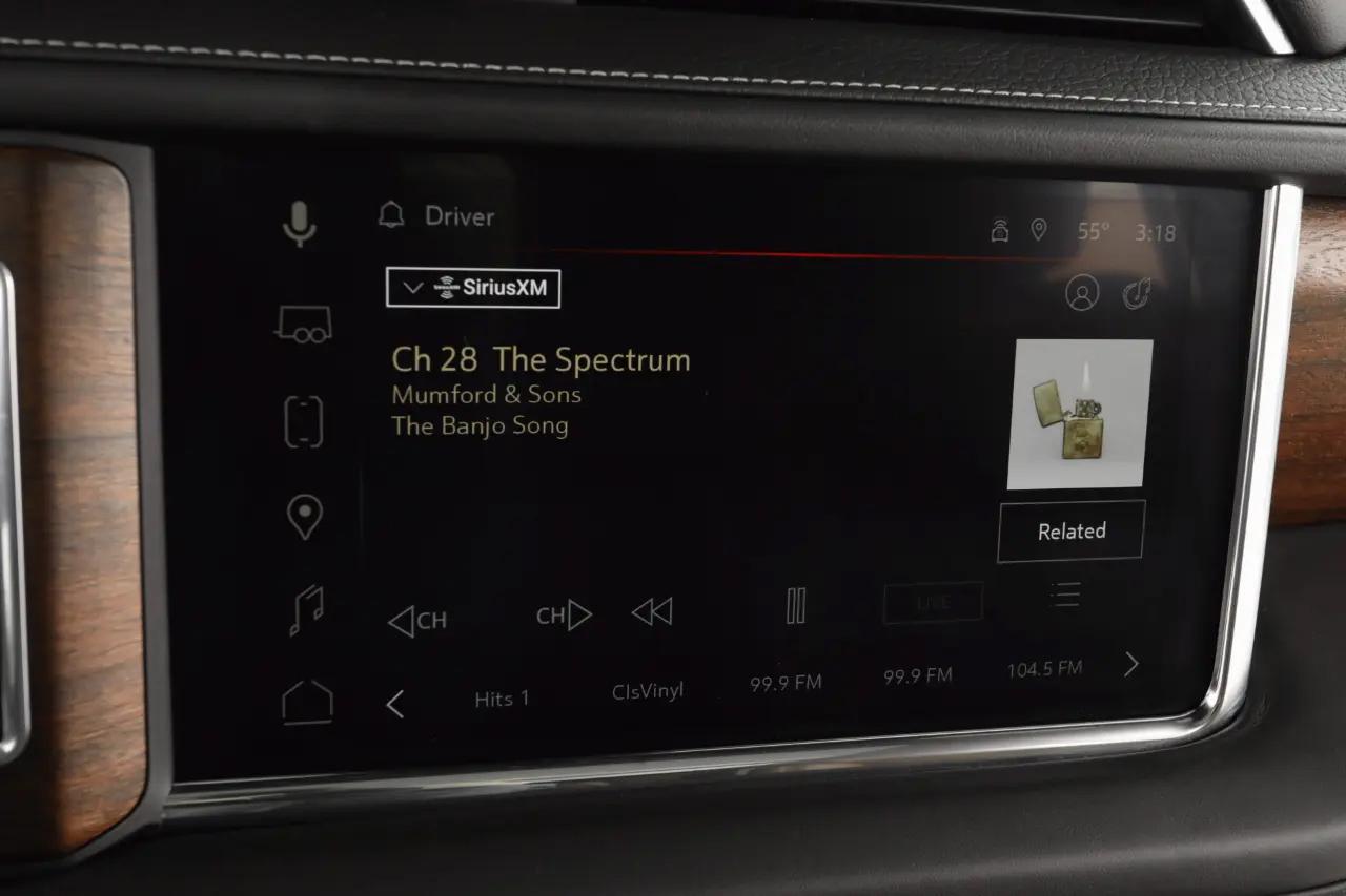 GMC Yukon XL Denali Ultimate 4WD 2023