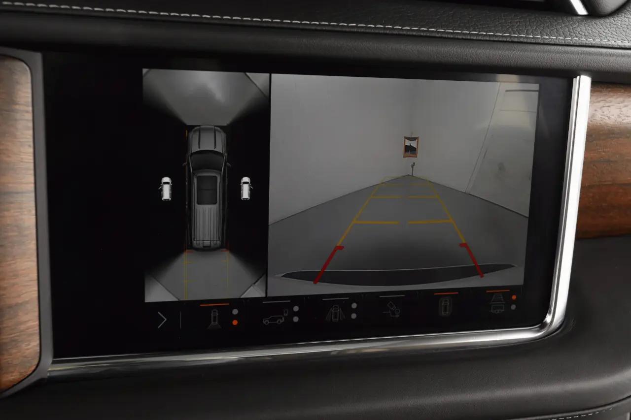 GMC Yukon XL Denali Ultimate 4WD 2023