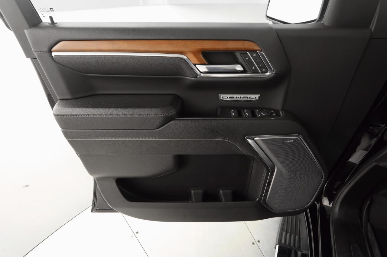 GMC Sierra 1500 Denali Crew Cab 4WD 2022