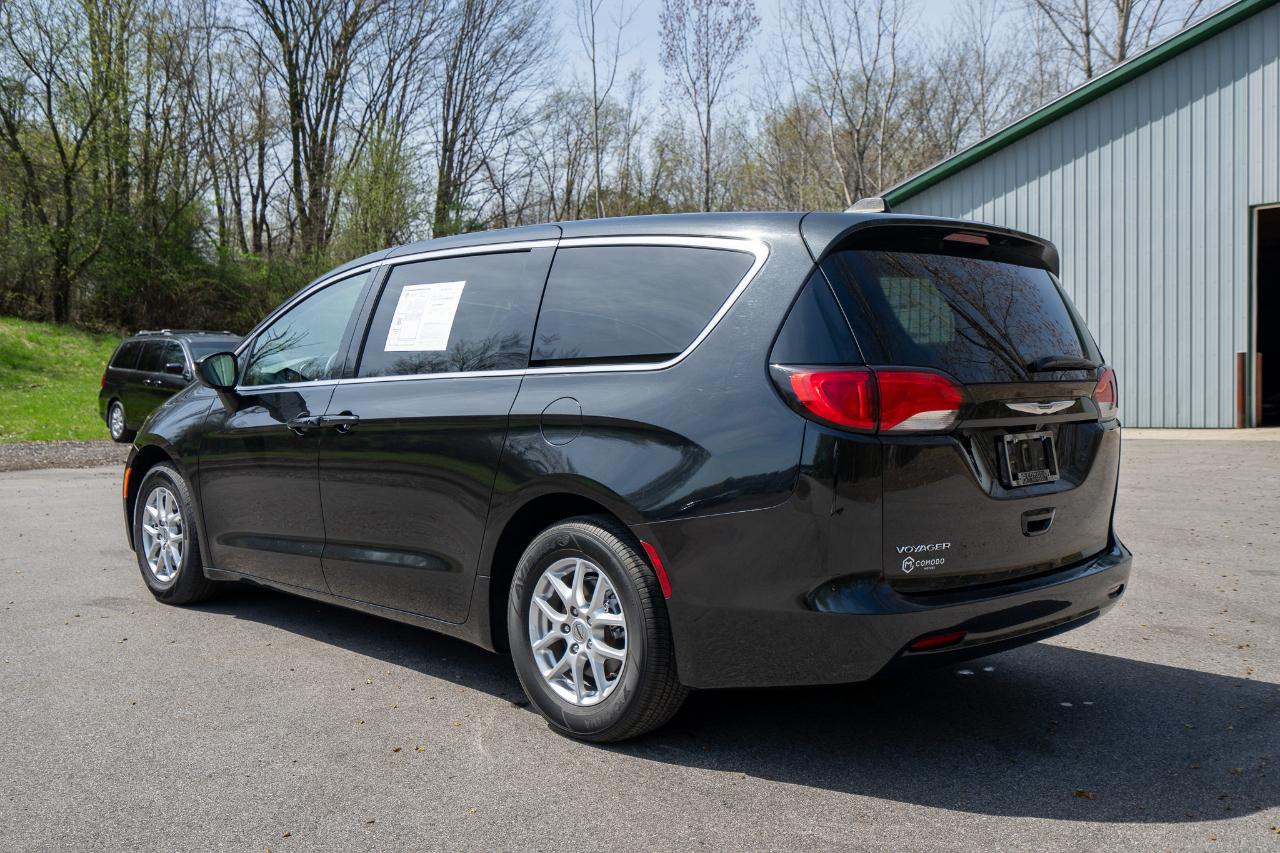 Chrysler Voyager LX 2023