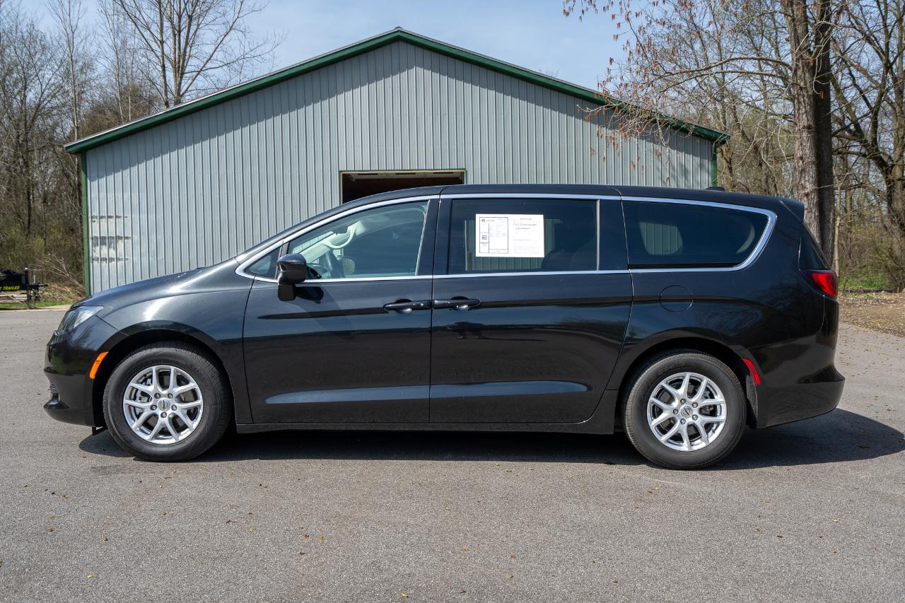 Chrysler Voyager LX 2023