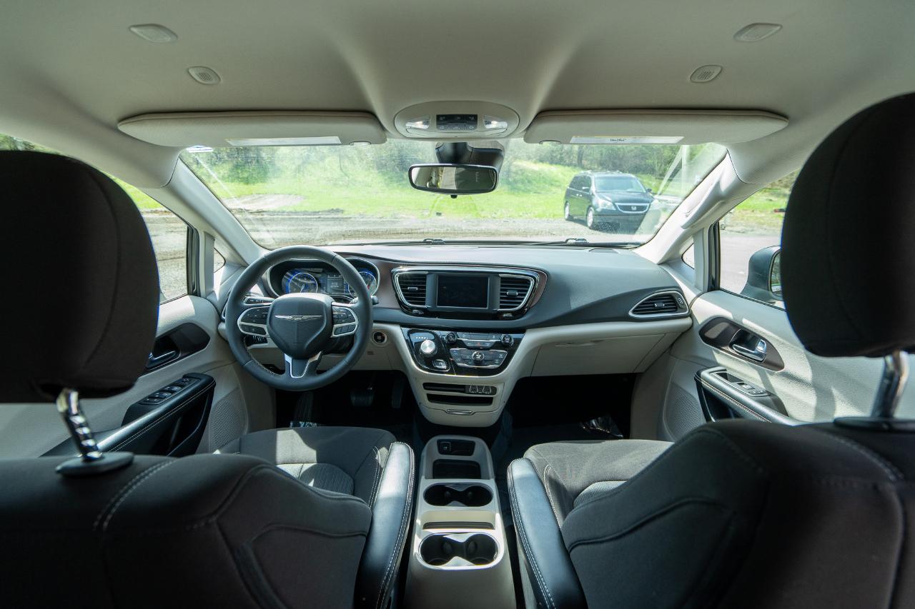 Chrysler Voyager LX 2023