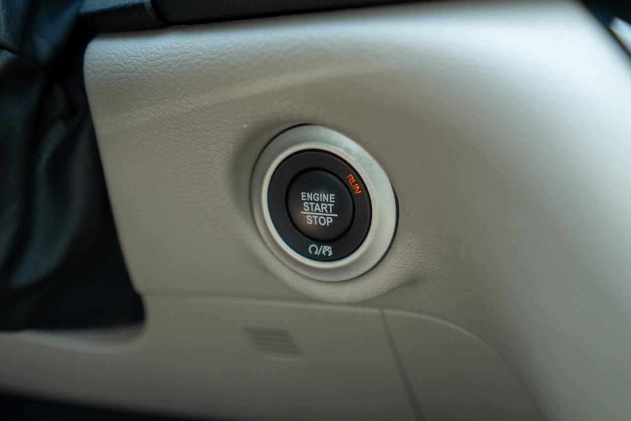 Chrysler Voyager LX 2023