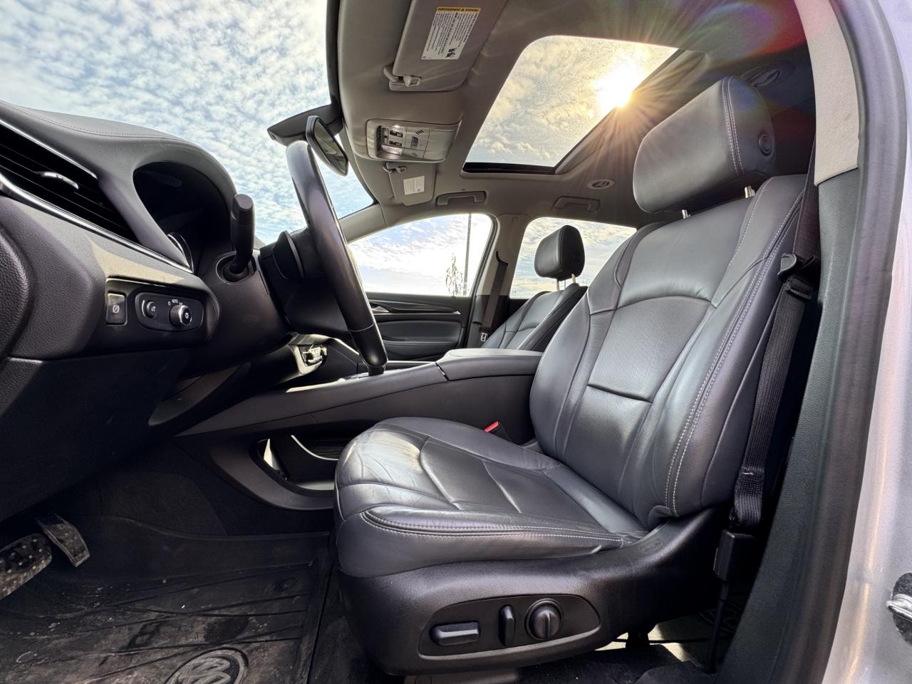 Buick Enclave Essence AWD 2018