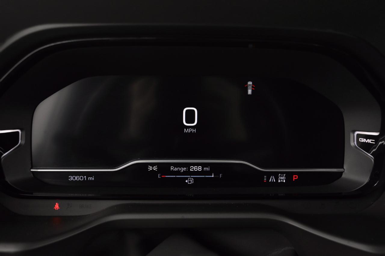 GMC Yukon XL Denali 4WD 2023