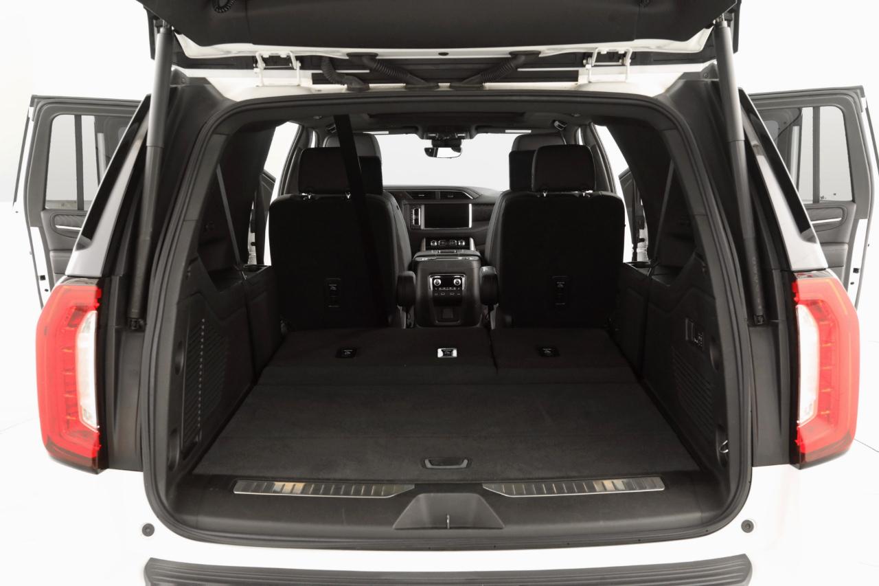 GMC Yukon XL Denali 4WD 2023