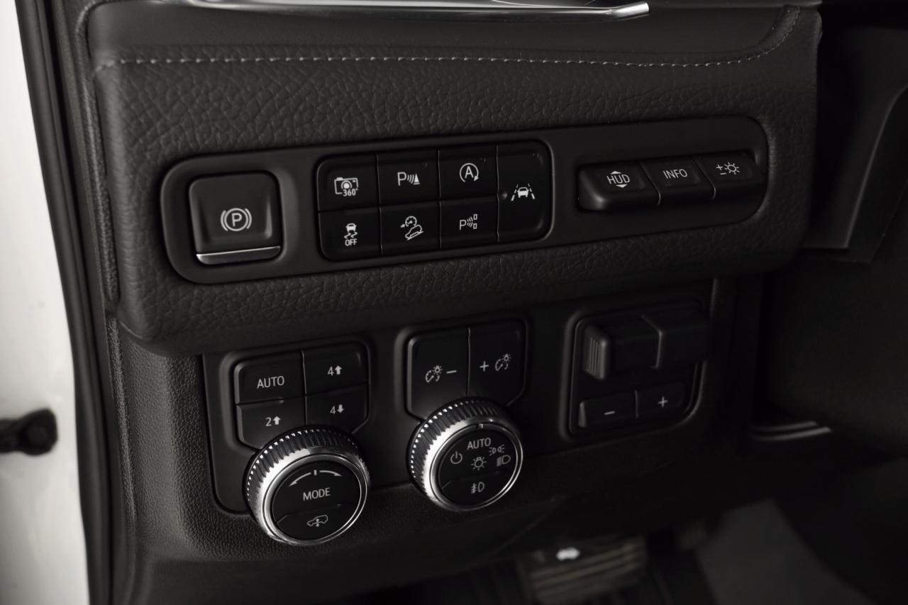 GMC Yukon XL Denali 4WD 2023