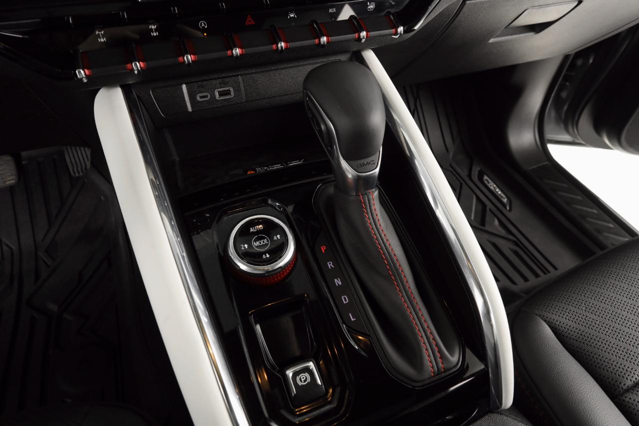 GMC Canyon AT4X Crew Cab 4WD 2023