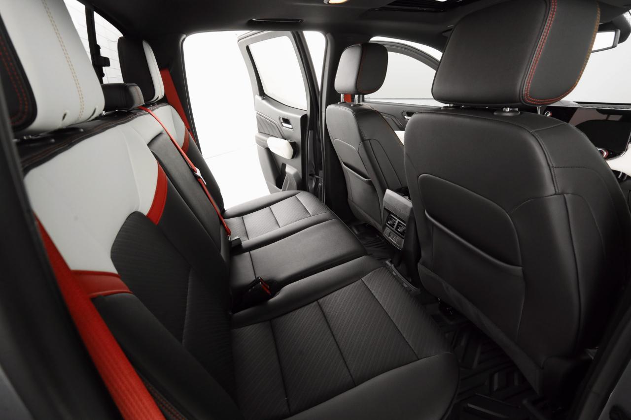 GMC Canyon AT4X Crew Cab 4WD 2023