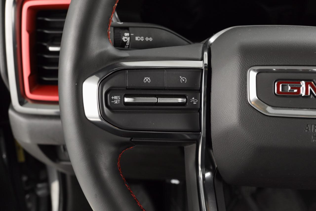 GMC Canyon AT4X Crew Cab 4WD 2023