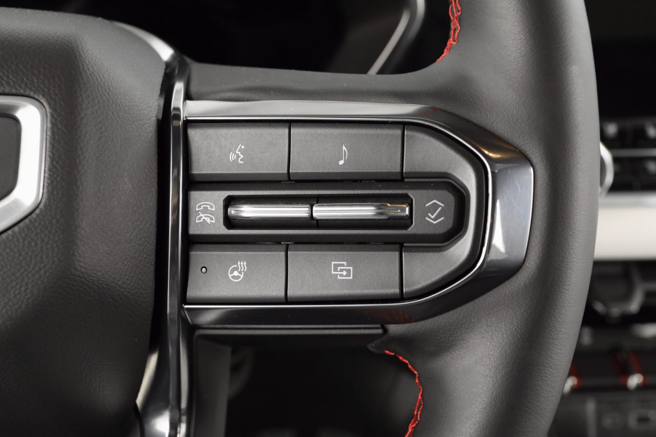 GMC Canyon AT4X Crew Cab 4WD 2023