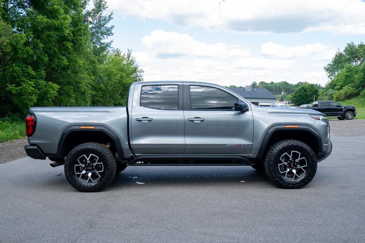 GMC Canyon AT4X Crew Cab 4WD 2023