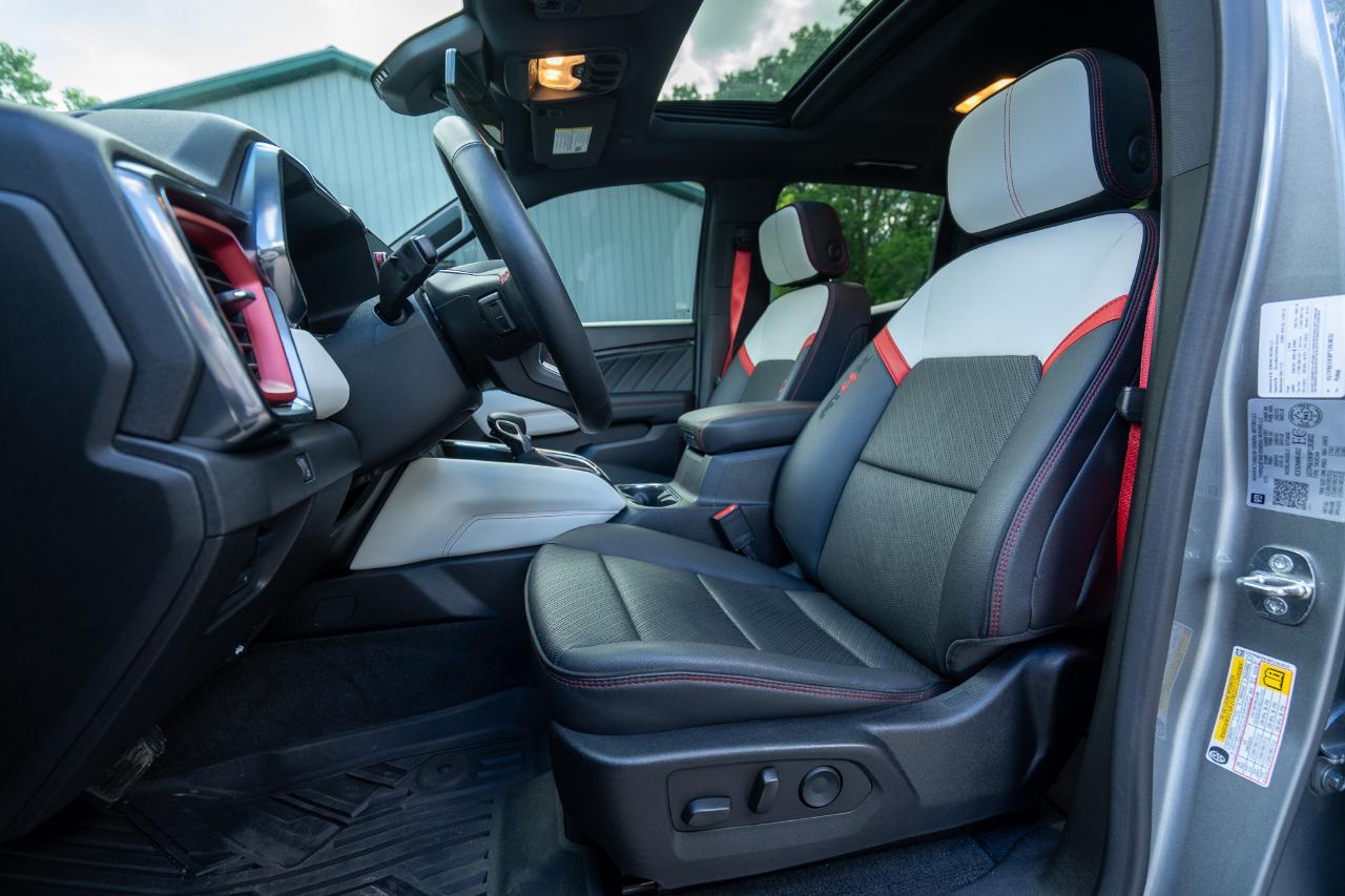 GMC Canyon AT4X Crew Cab 4WD 2023