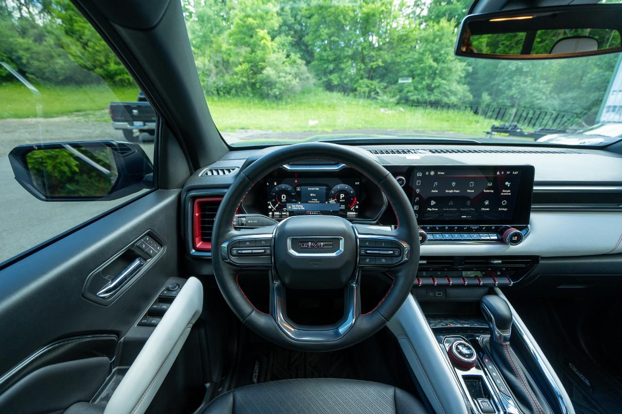 GMC Canyon AT4X Crew Cab 4WD 2023