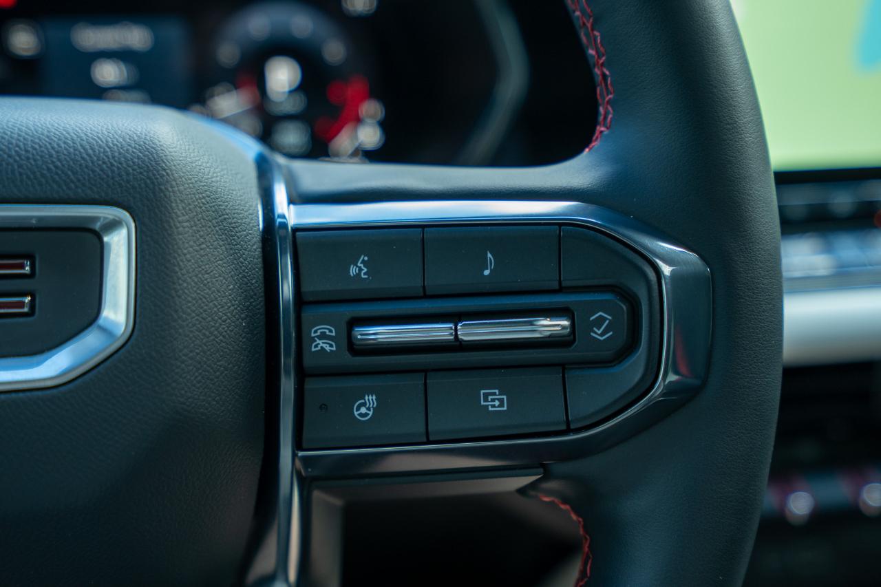 GMC Canyon AT4X Crew Cab 4WD 2023
