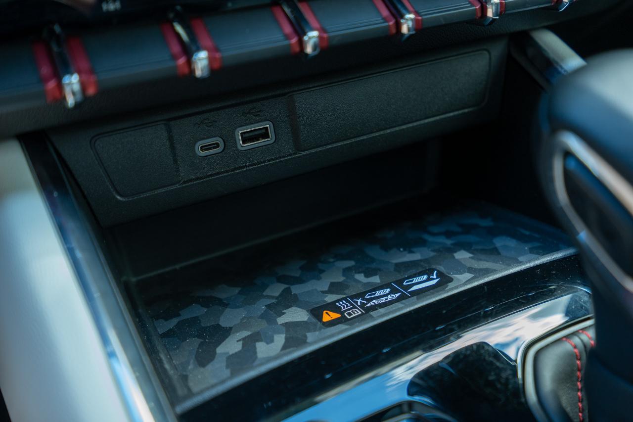 GMC Canyon AT4X Crew Cab 4WD 2023