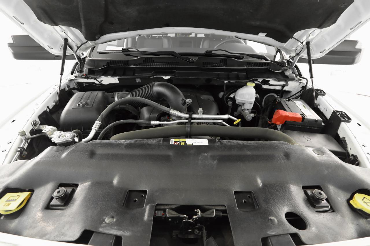 RAM 1500 Sport Crew Cab 4WD 2015