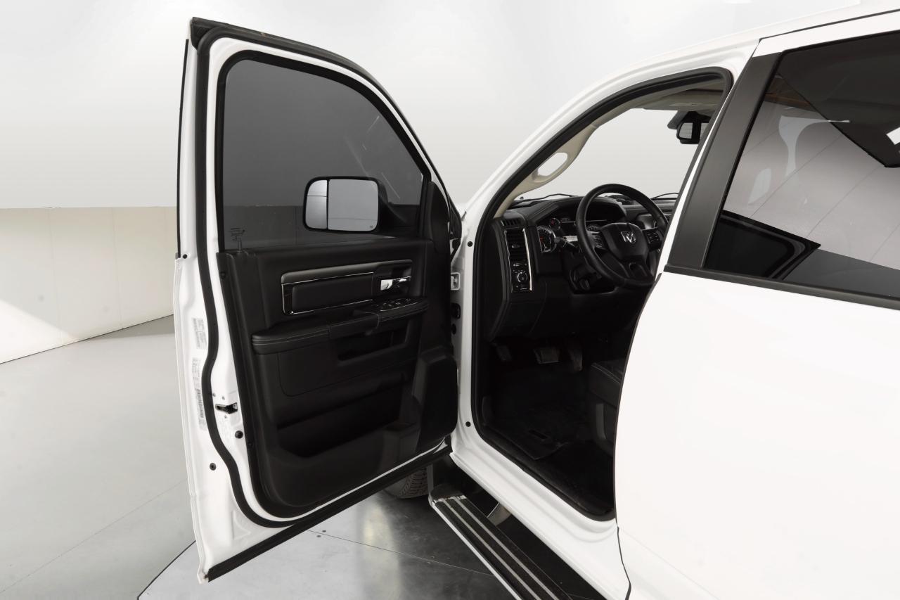 RAM 1500 Sport Crew Cab 4WD 2015