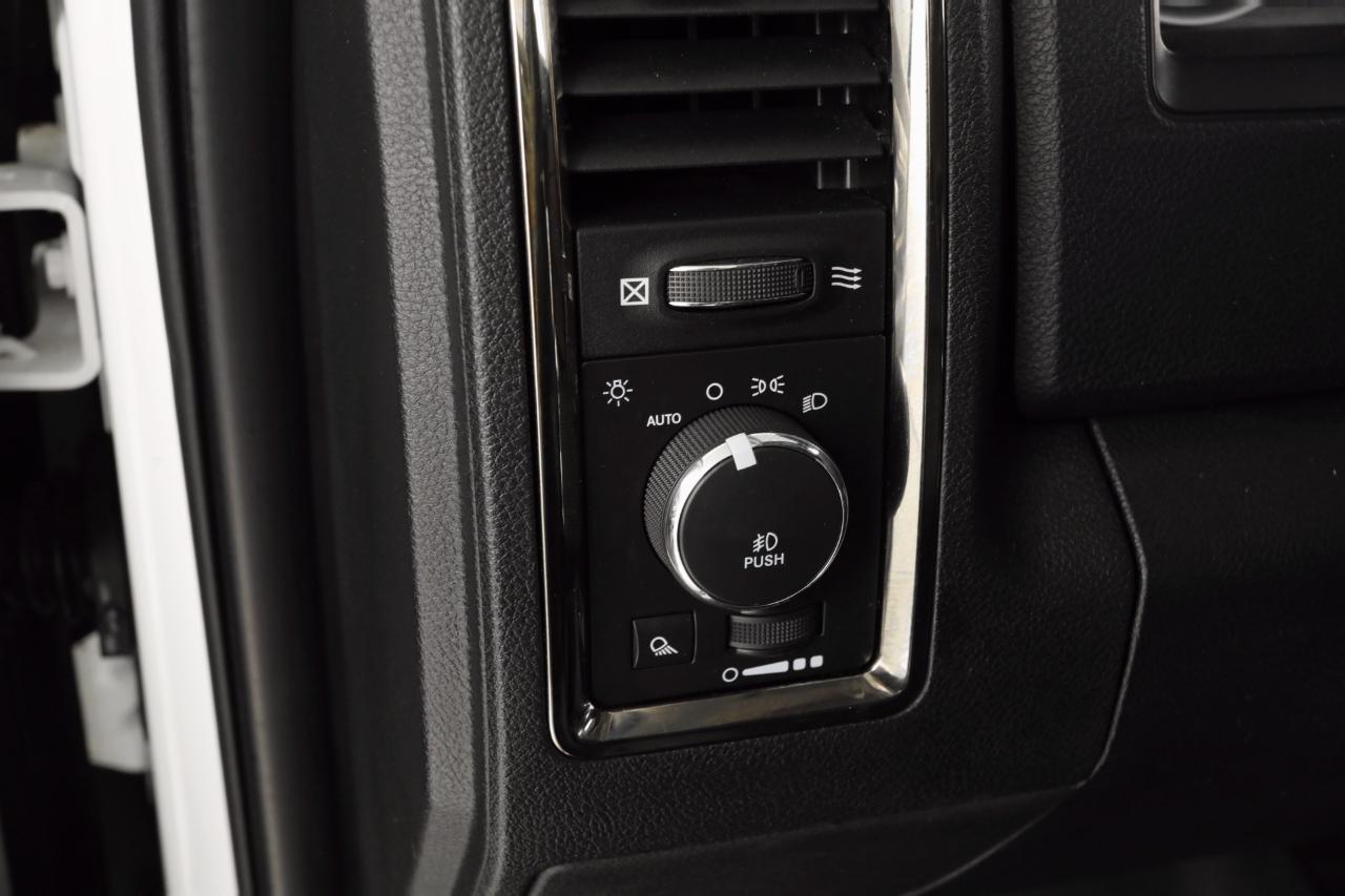 RAM 1500 Sport Crew Cab 4WD 2015